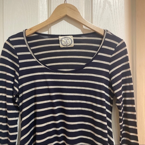 ANTHROPOLOGIE Iris & Navy Striped Tee Long sleeve Blue & tan size medium - Picture 3 of 6